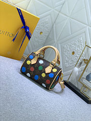 LV x YK Nano Speedy handbag M81979 Size: 16 x 10 x 7.5 cm - 5