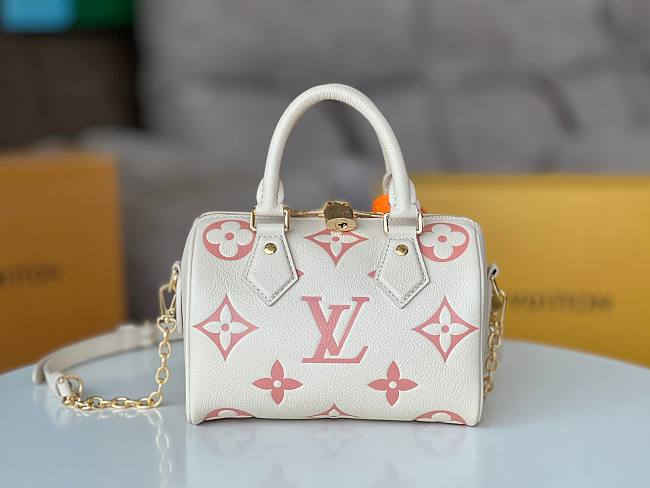 LV Speedy Bandoulière 20 handbag size 20.5 x 13.5 x 12.0 cm  - 1