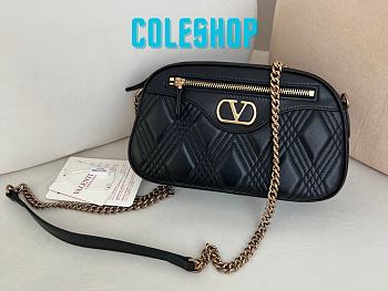Valentino Garavani Quiltie 67 Medium Shouder Bag Black 24x16x6.5cm