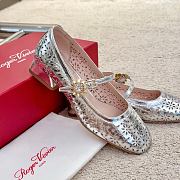 Roger Vivier Vivier Leather Mary Jane Pumps Gold - 4