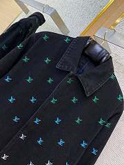 Louis Vuitton full-print contrasting rainbow gradient embroidered denim jacket - 3