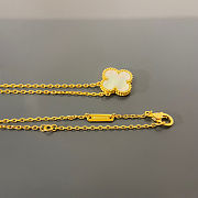 Van Cleef VCA White Necklace 04 - 5