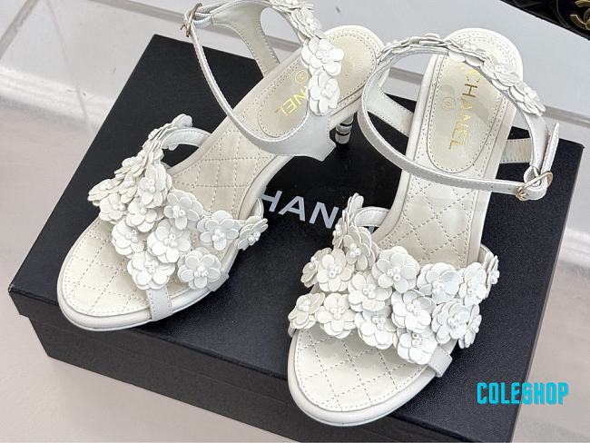 Chanel 25p Spring and Summer New white - 1