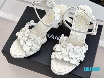Chanel 25p Spring and Summer New white