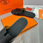 Hermes men's black slipper - 5