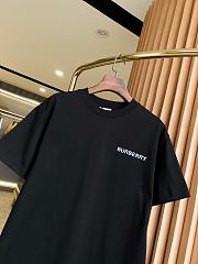 Burberry Exclusive cotton short-sleeved T-shirt with TB embroidery on the back black - 2