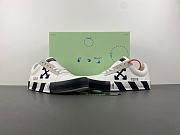 OFF WHITE Vulc Low White OMIA085E183510010100 - 4