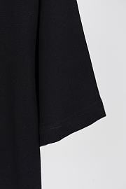 LV Artistic letter logo embroidered short-sleeved T-shirt - 6