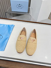 Prada logo-triangle raffia loafers - 4