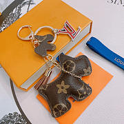 LV brown dog keychain monogram - 3