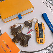 LV brown dog keychain monogram - 4