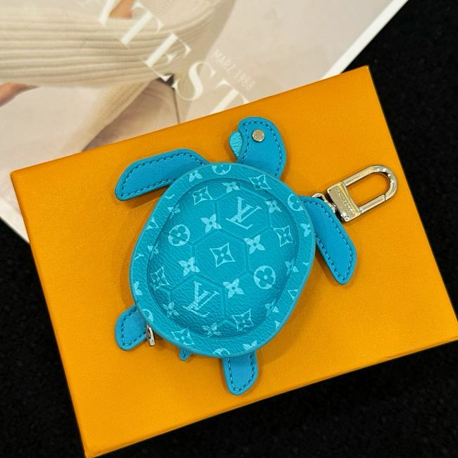 LV Blue turtle keychain - 1