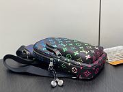 Louis Vuitton Multicolor Iridescent Gradiant Ombre Slingbag 16x33x5.7cm - 5