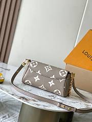 LV Multi Pochette beige brown crossbody bag with designer pattern 24*14*9CM - 4