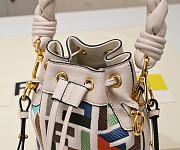 Fendi Super Premium Crossbody Bag, High-end Color Combination 12×18×10 cm - 3